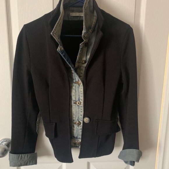 Frederick Ian Made in Italy  Size Small .  Sleeves can be 25” long /21” rolled - Picture 4 of 4